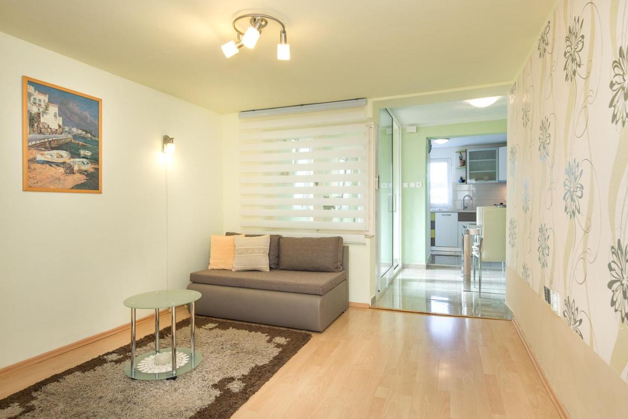 Beach Apartment Krk Town Luaran gambar