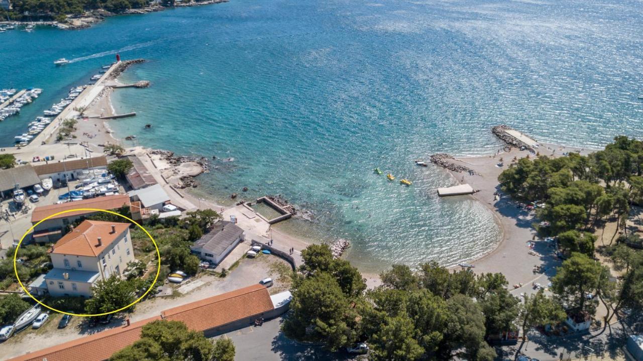 Beach Apartment Krk Town Luaran gambar