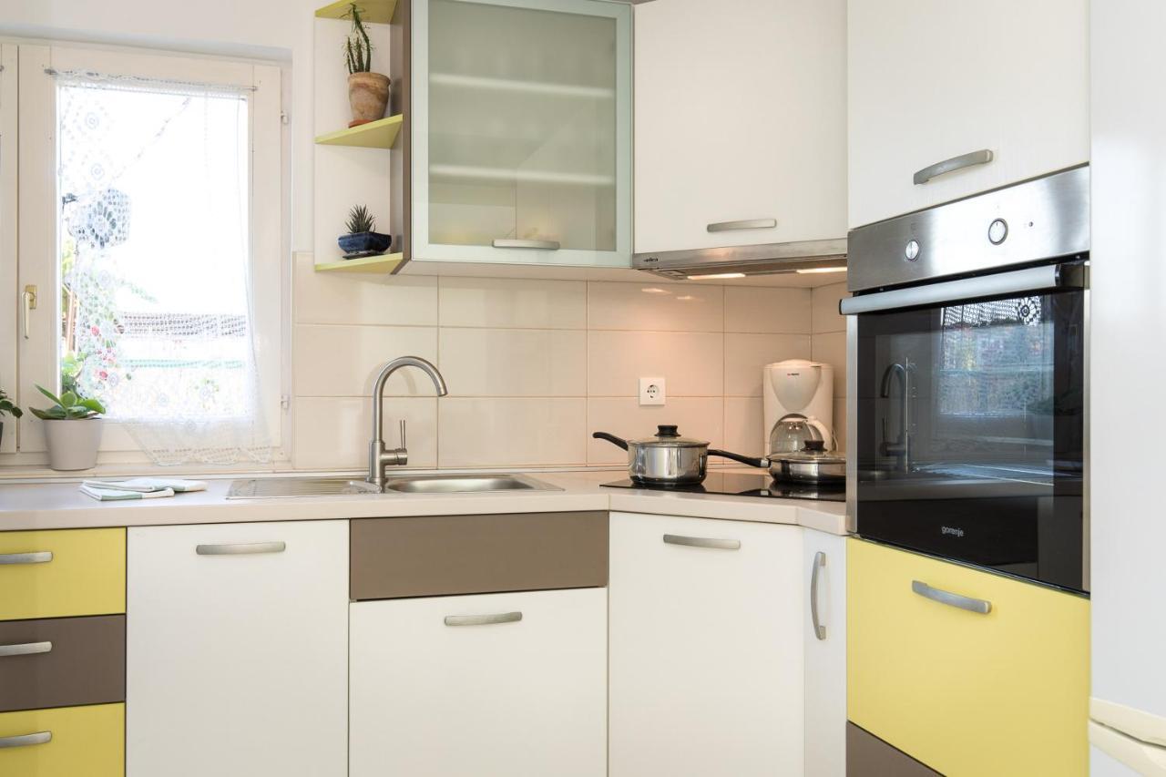 Beach Apartment Krk Town Luaran gambar